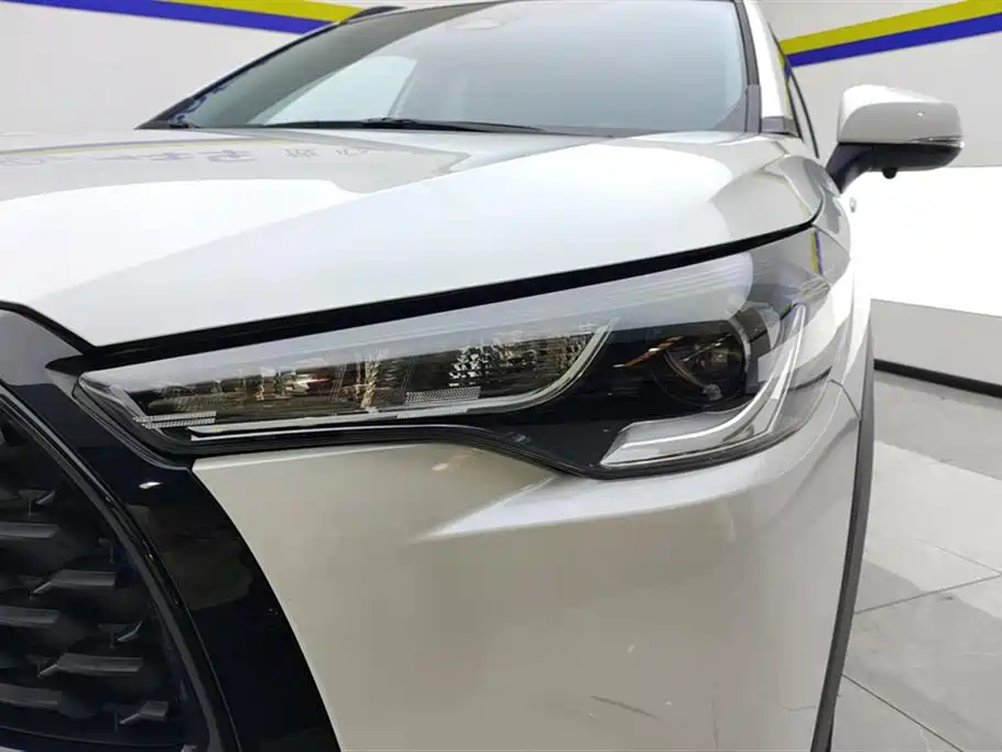 Corolla Cross 2.0 L Pioneer