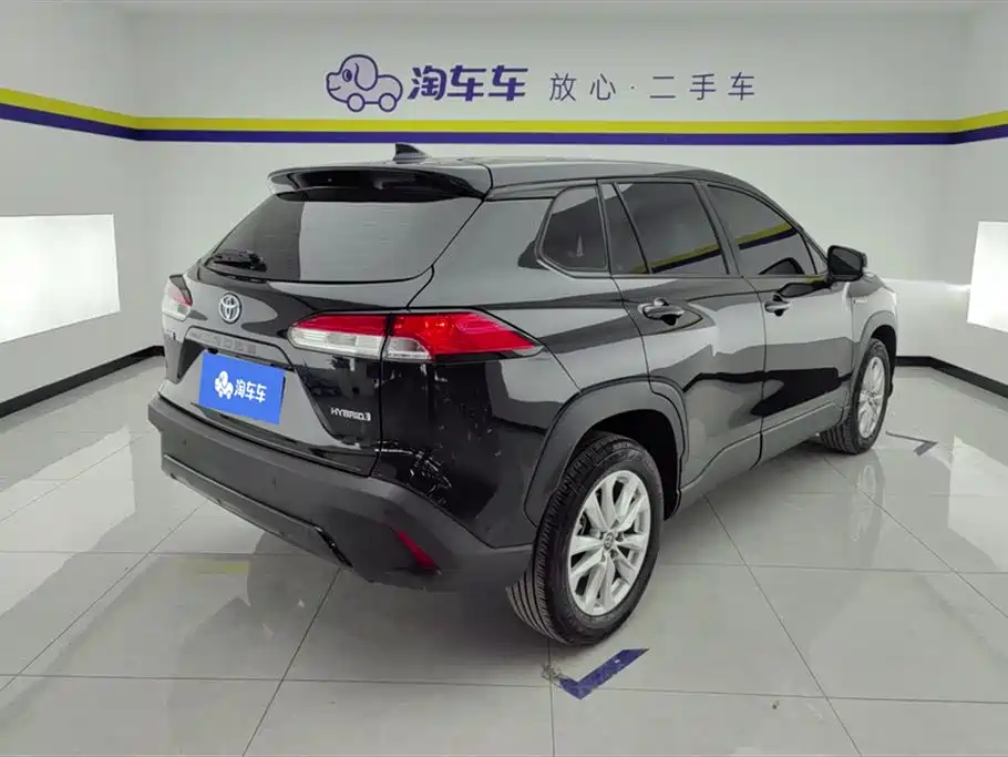 Corolla Cross Dual Engine 2.0 L Pioneer