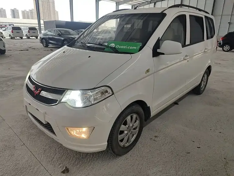 Wuling Hongguang 1.5 L Classic S Standard