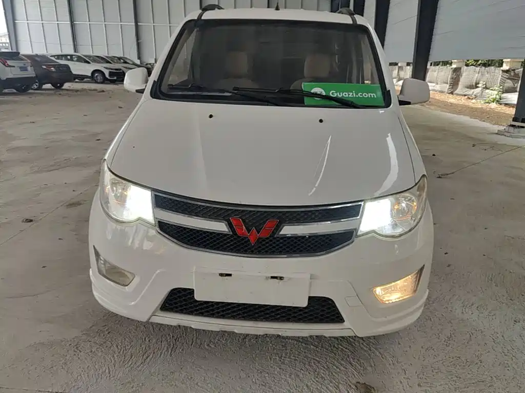 Wuling Hongguang 1.5 L Classic S Standard