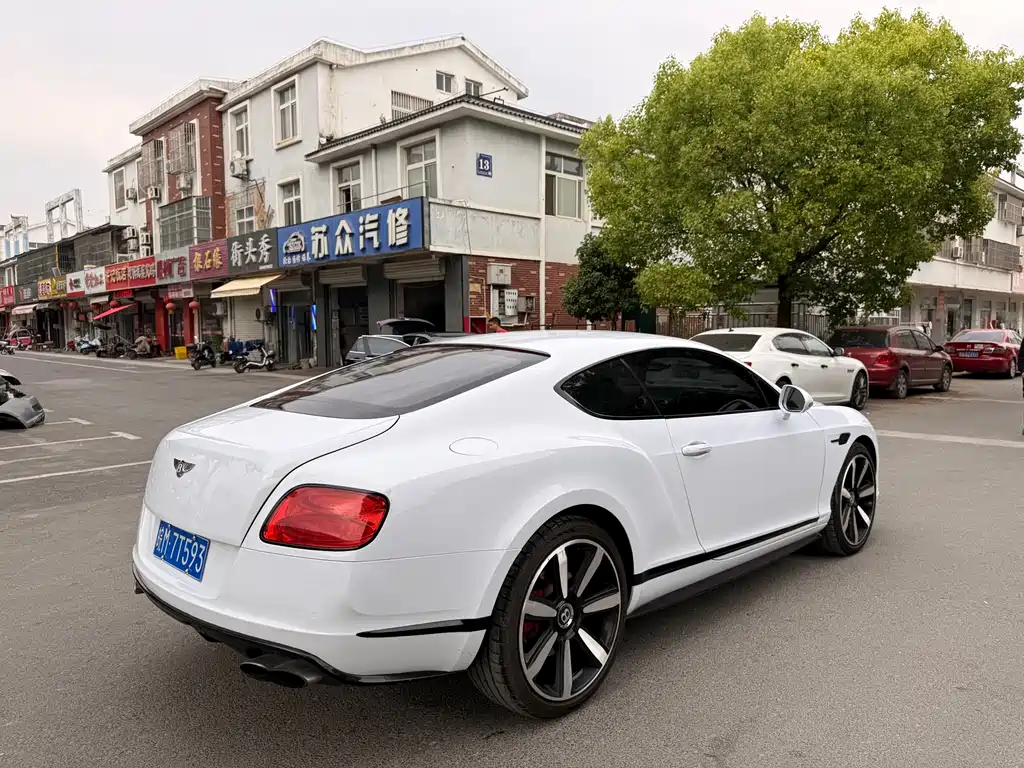 Continental GT 4.0 T GT V8 S Standard
