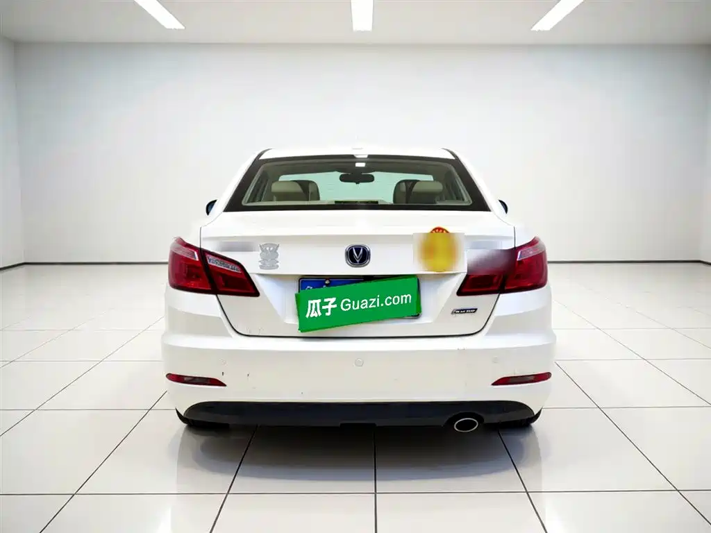 Eado 1.6 L Manual Style