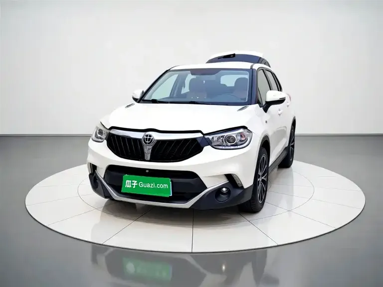 Brilliance V3 中华V3 2016款 1.5 T 自动旗舰型