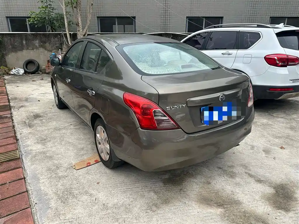 Sunny 1.5 XE CVT Comfort