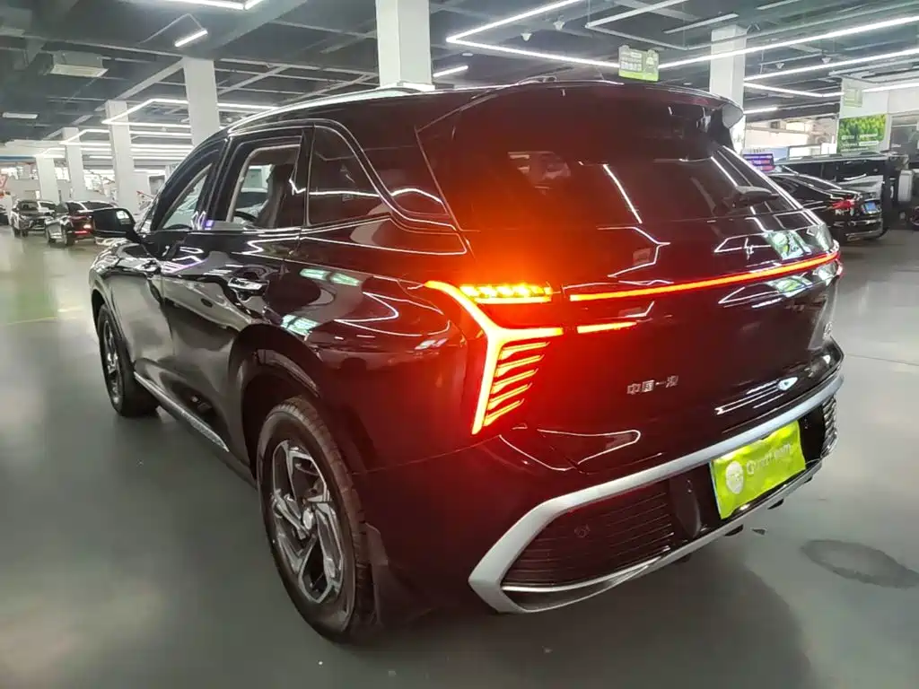 Hongqi HS3 1.5 T Good Deed