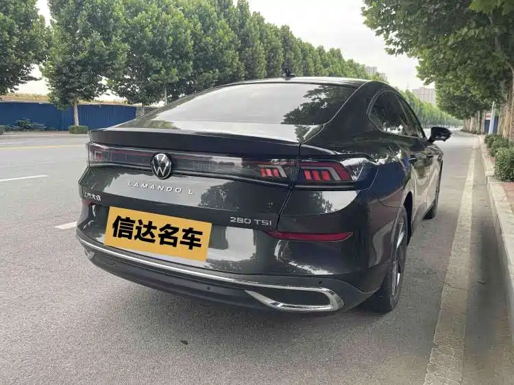 Lamando Lamando L 280 TSI DSG Dazzle Hot