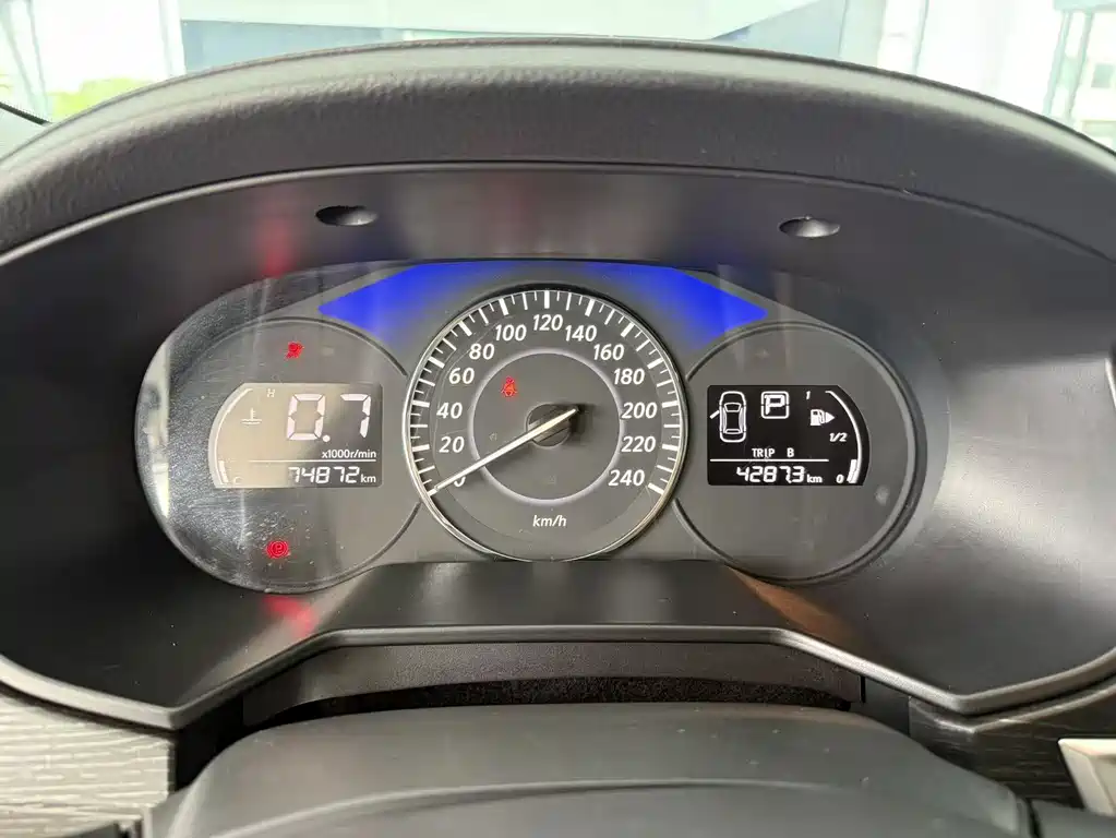 Venucia D60 PLUS 1.6 L XL CVT Joy Leading