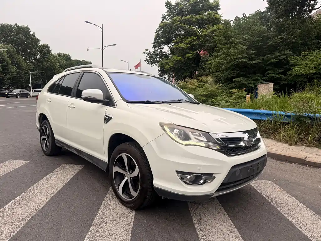 BYD S7 2.0 T Upgraded Auto Distinguished