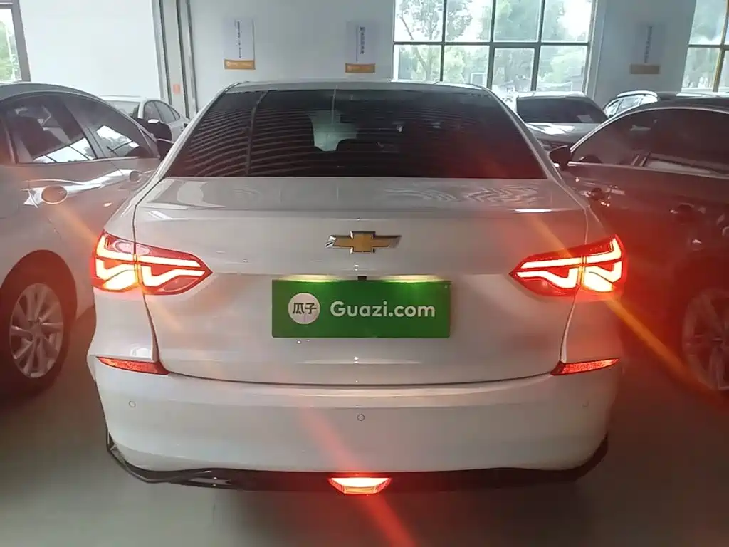 Monza 1.5 L DCT Joy