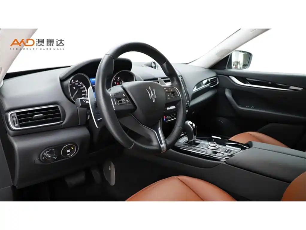 Levante Levante2016款 3.0 T 标准型