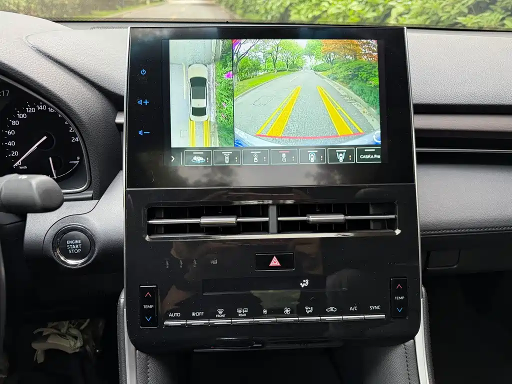 Avalon 2.0 L Luxury