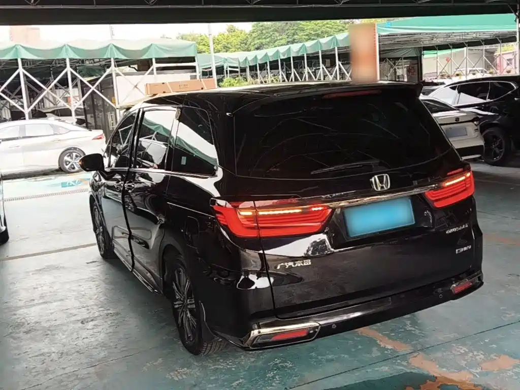 Odyssey 2.0 L e:HEV Sharp· Leading Enjoyment