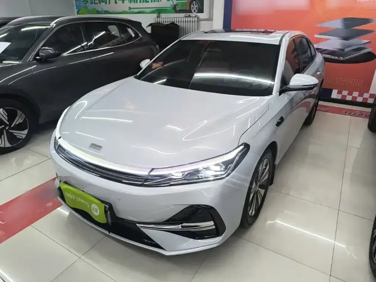 Geely Galaxy A7 银河A7 EM 2025款 EM-i 150 km 探索+版