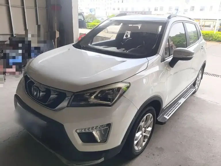 Changan CS15 1.5 L Auto Fashion