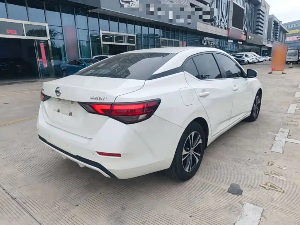 Sylphy 1.6 L XL CVT Joy
