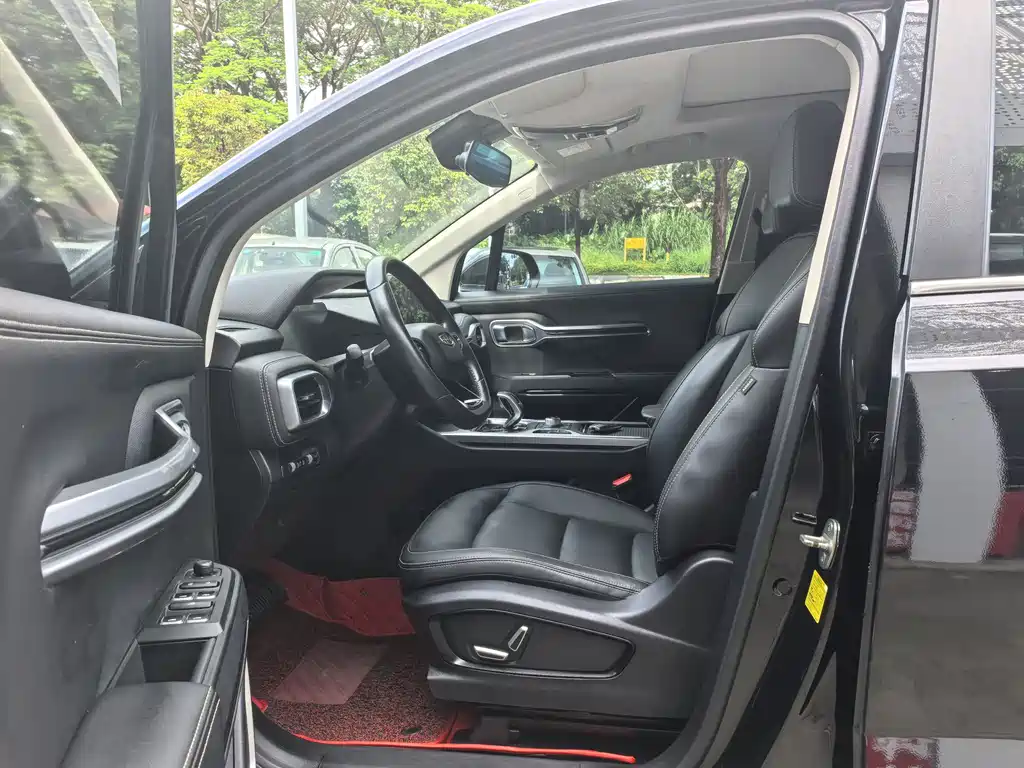 Haoyue 1.8 TD DCT Luxury 7-seat