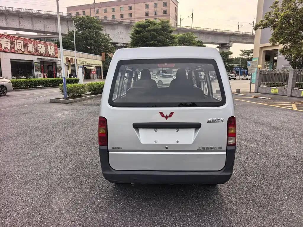 Wuling Zhiguang 1.2 L Utility CN-VI LSI
