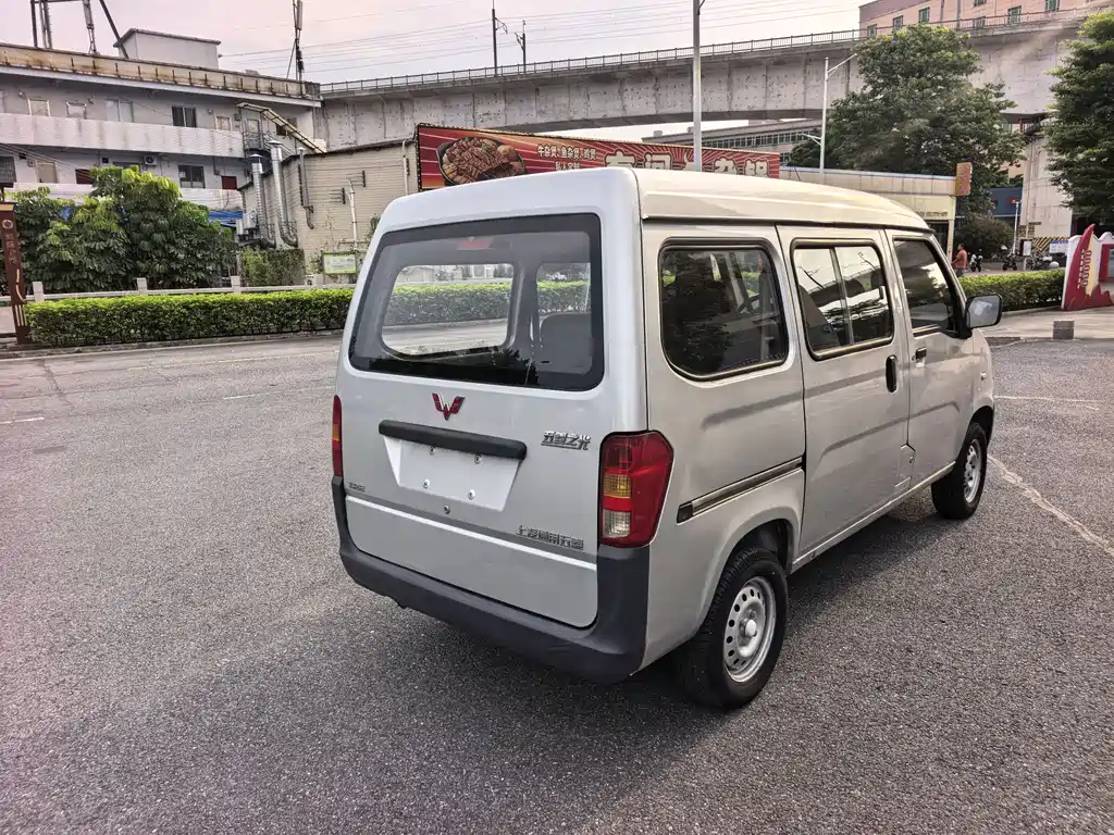 Wuling Zhiguang 1.2 L Utility CN-VI LSI