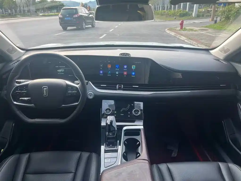 Besturn B70 3 rd Gen 2.0 T Auto Premium