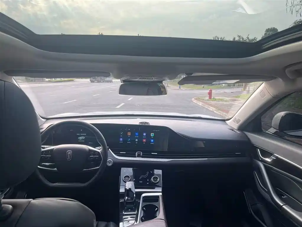 Besturn B70 3 rd Gen 2.0 T Auto Premium