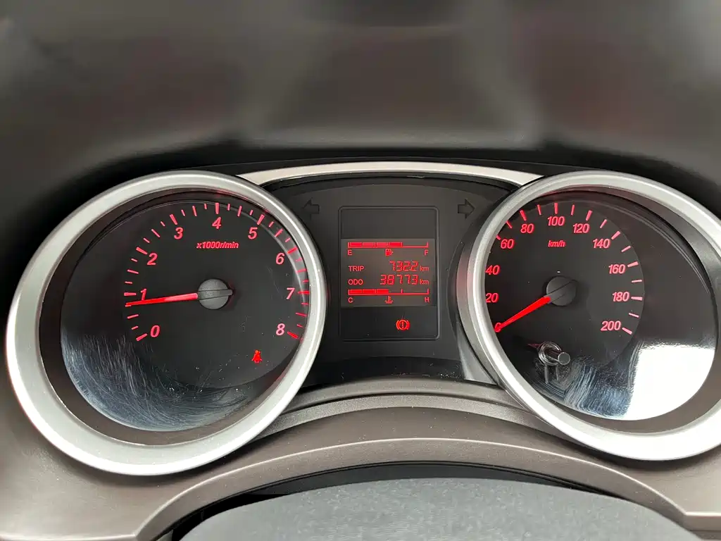 Wuling Hongguang 1.5 L S Standard LAR
