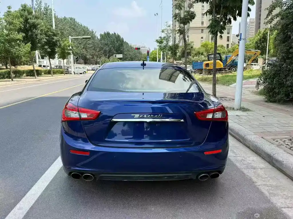Ghibli 3.0 T Standard