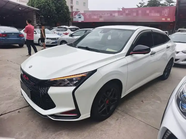 Dongfeng Yixuan 230 T Auto Dream Chaser Knight