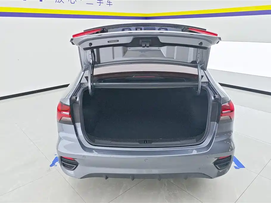 Roewe i5 Facelift 1.5 L CVT Stellar