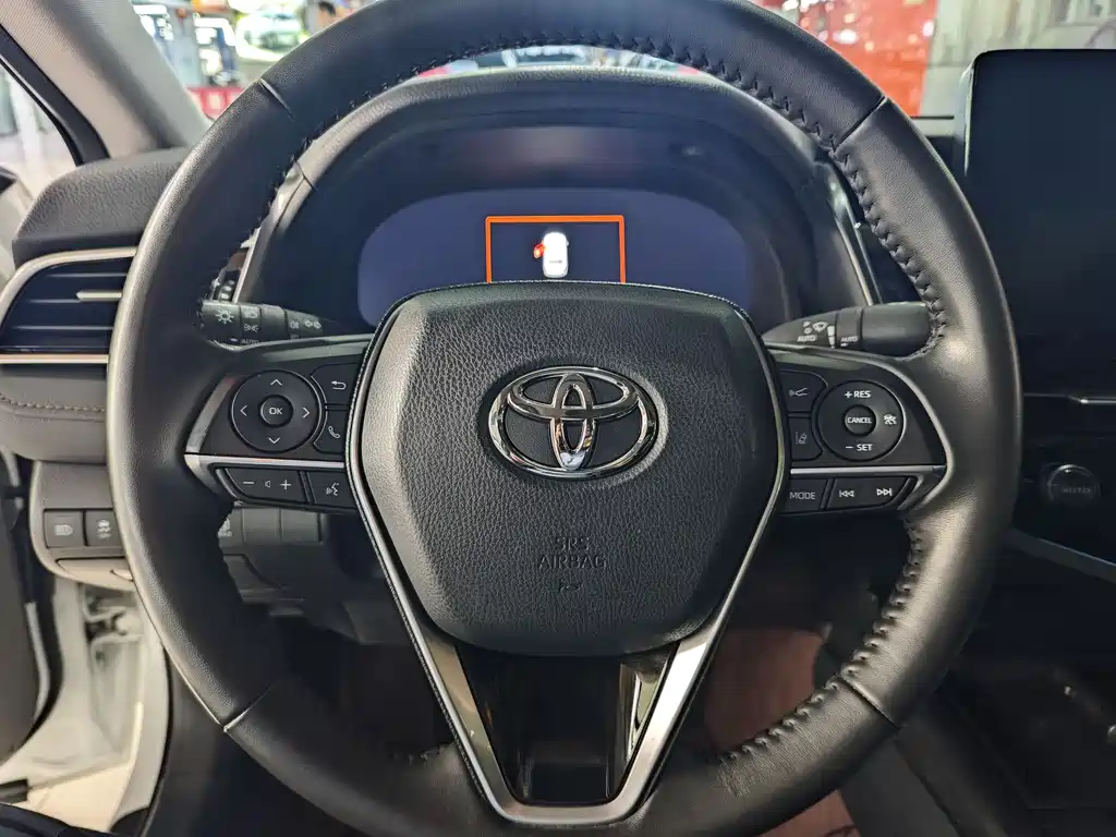 Camry Dual Engine 2.5 HG Luxury