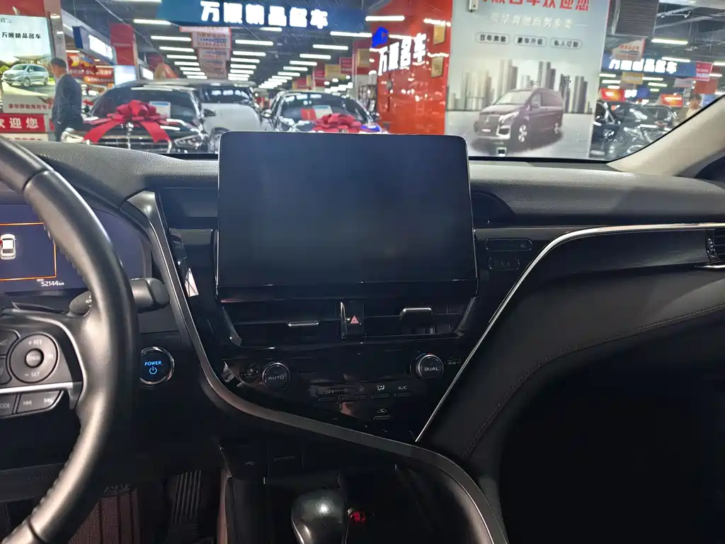 Camry Dual Engine 2.5 HG Luxury