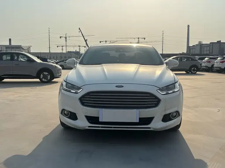 Ford Mondeo 2.0 L GTDi200 Luxury