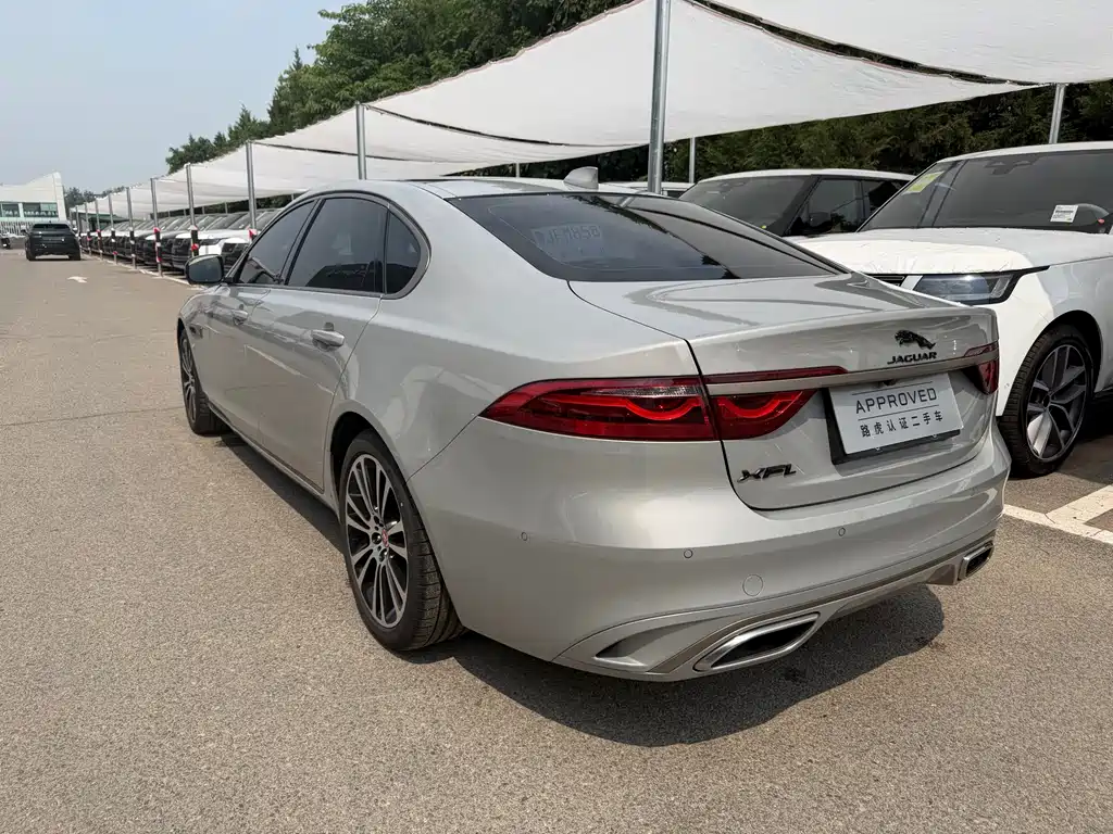 Jaguar XFL 2.0 T P250 2 WD Premium Luxury