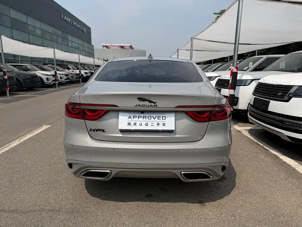 Jaguar XFL 2.0 T P250 2 WD Premium Luxury