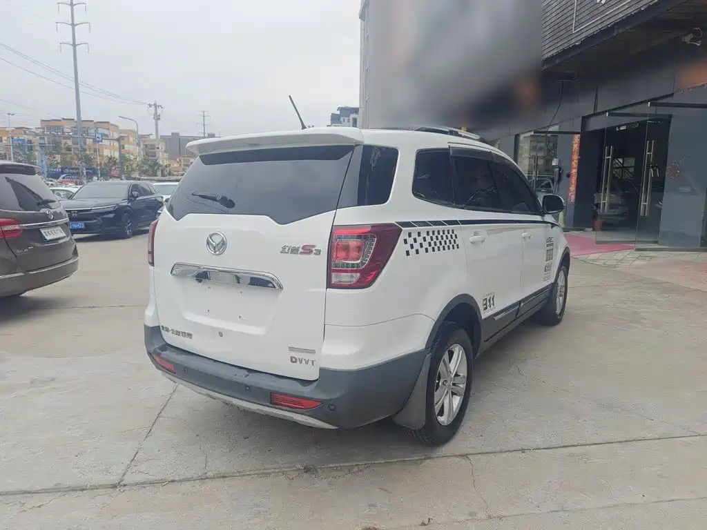 BAIC Huansu S3 1.5 L Comfort CN-IV