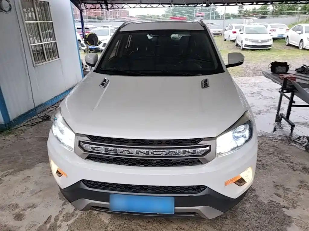 Changan CS75 1.8 T Auto Elite CN-V