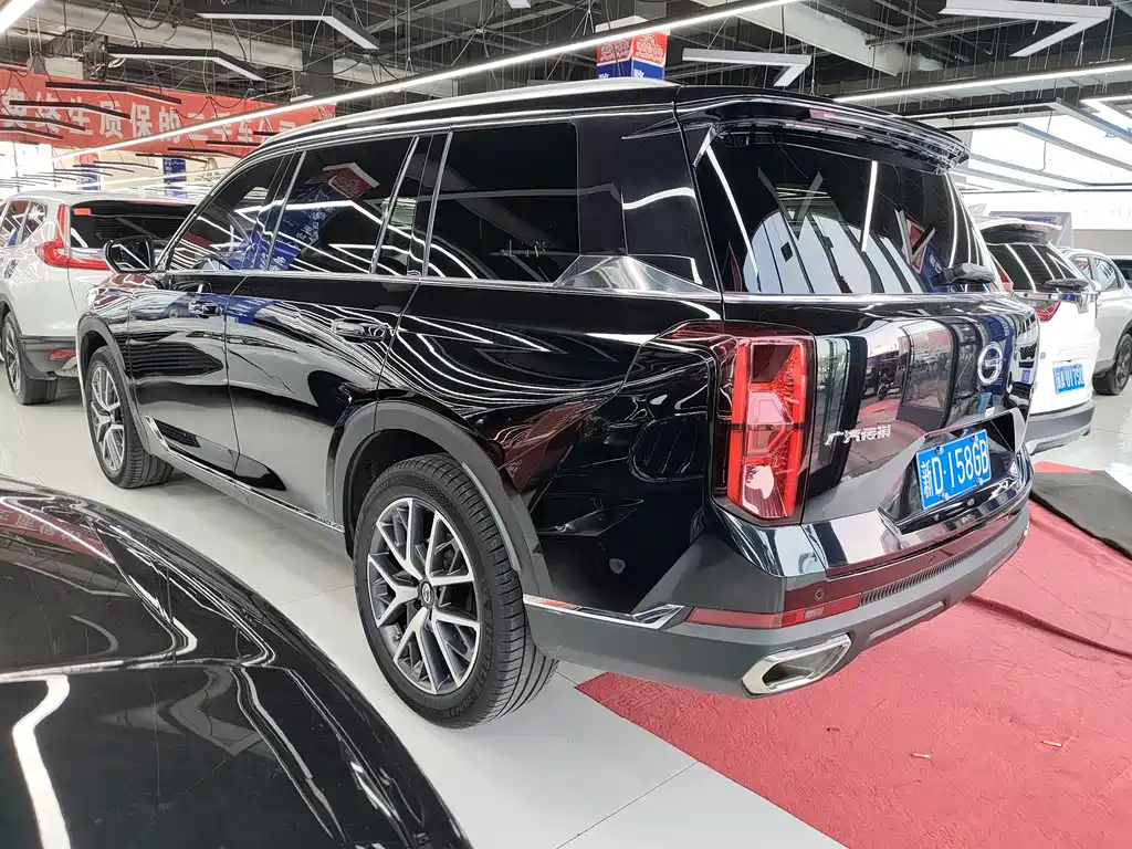 GAC Trumpchi GS8 Navigator Series 2.0 TGDI 2 WD Luxury Connected (7-seat)