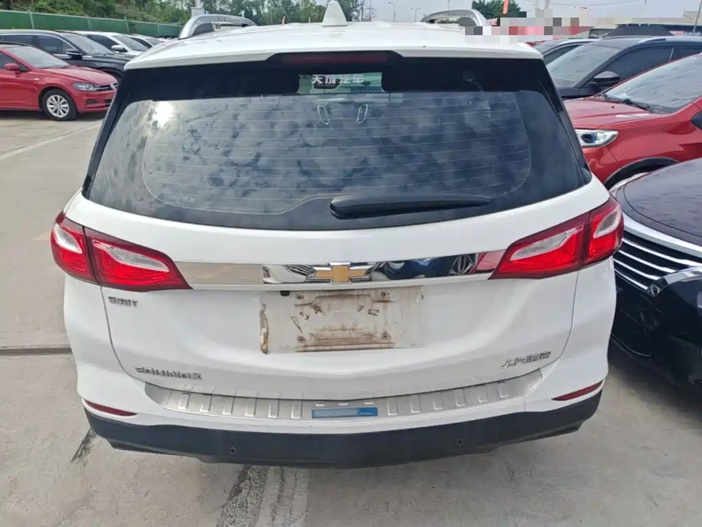 Equinox 535 T Auto Speed World