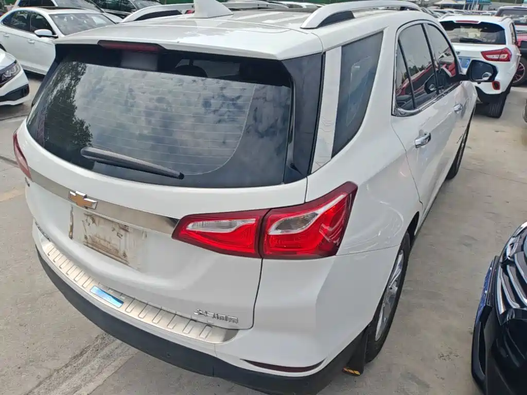 Equinox 535 T Auto Speed World