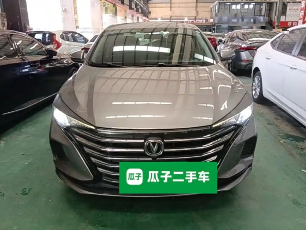 Eado PLUS 1.6 L GDI Manual Luxury