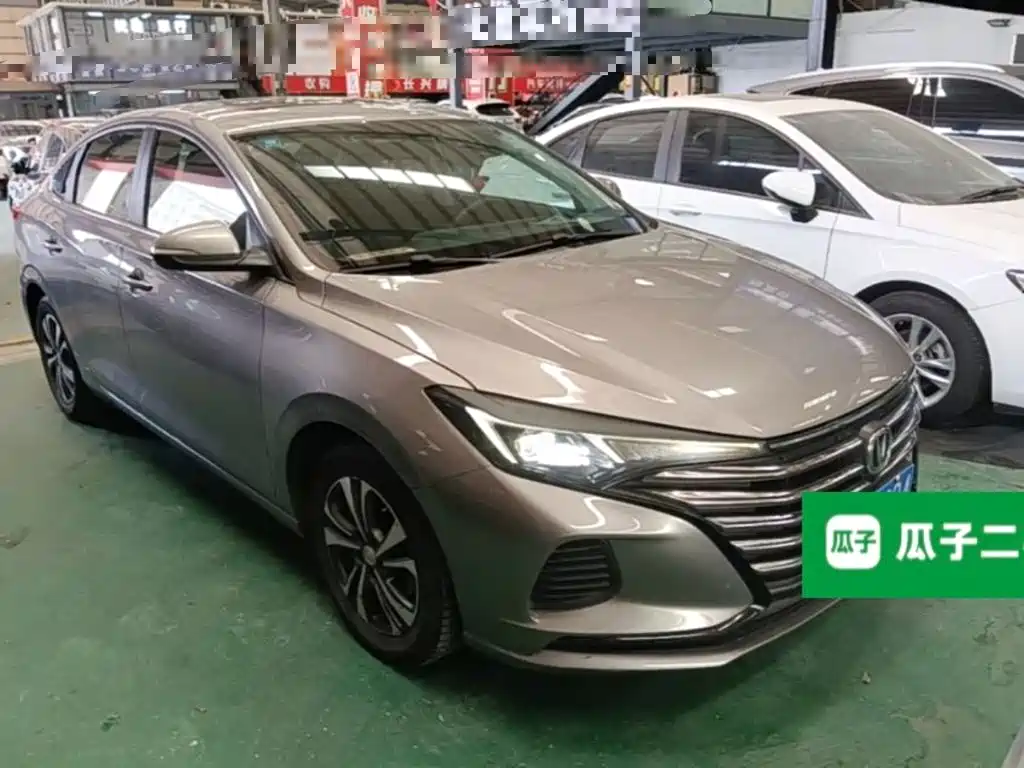 Eado PLUS 1.6 L GDI Manual Luxury