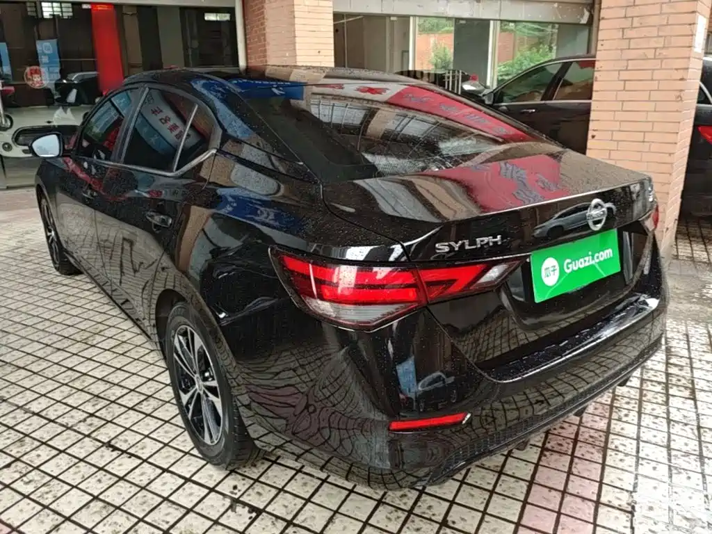 Sylphy 1.6 L XL CVT Joy
