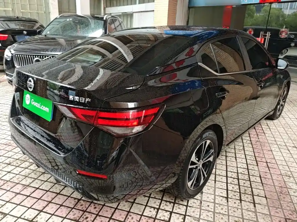 Sylphy 1.6 L XL CVT Joy