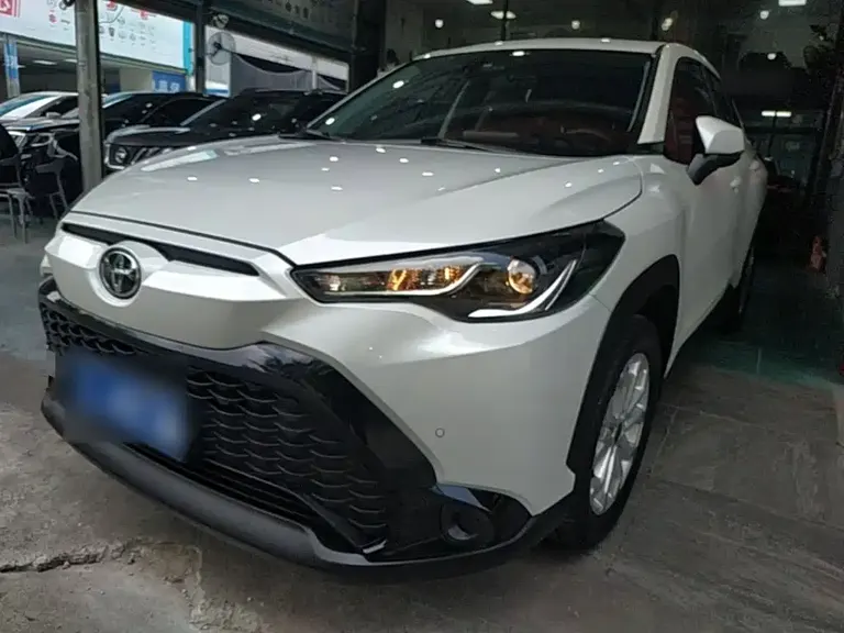 Toyota Frontlander 2.0 L CVT Elite