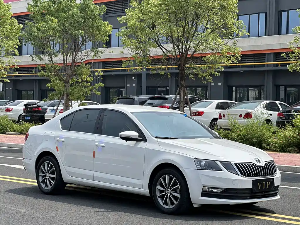 Octavia 明锐 2022款 1.5 L 自动舒享版