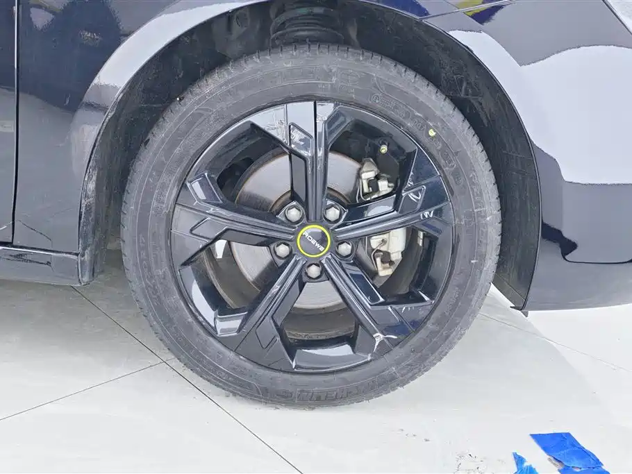 Roewe i6 MAX NEV 1.5 T PHEV Cool Sky