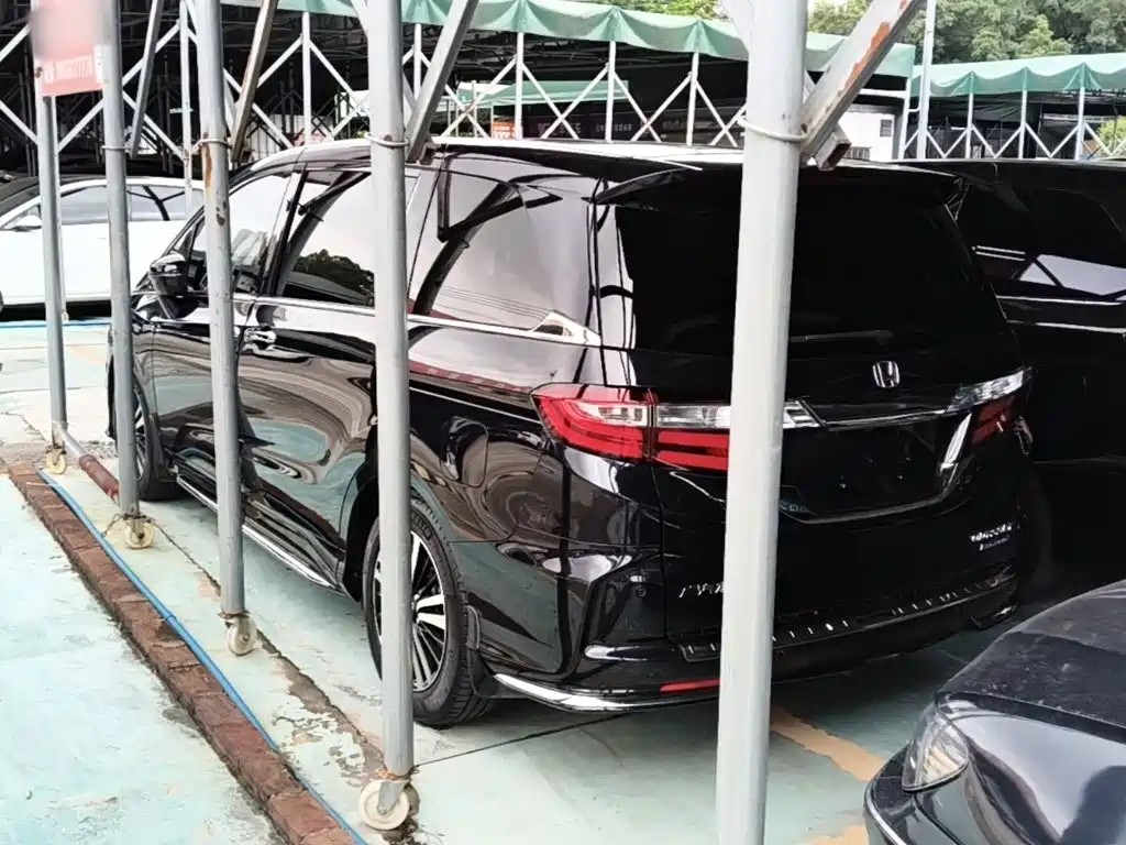 Odyssey 2.0 L Sharp· Premium