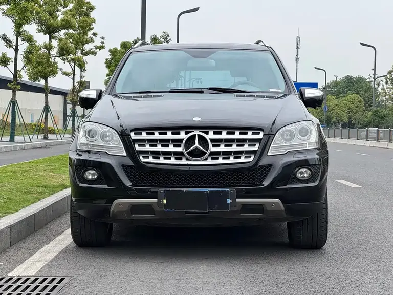Mercedes-Benz M-Class ML 350 4 MATIC Luxury