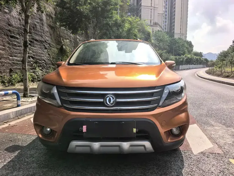 Dongfeng Joyear X5 1.6 L Manual Premium