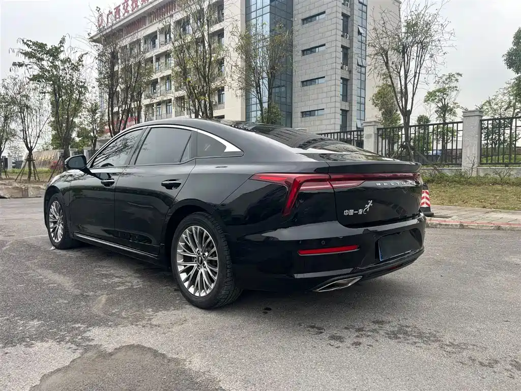 Besturn B70 3 rd Gen 1.5 T Auto Smooth Enjoyment