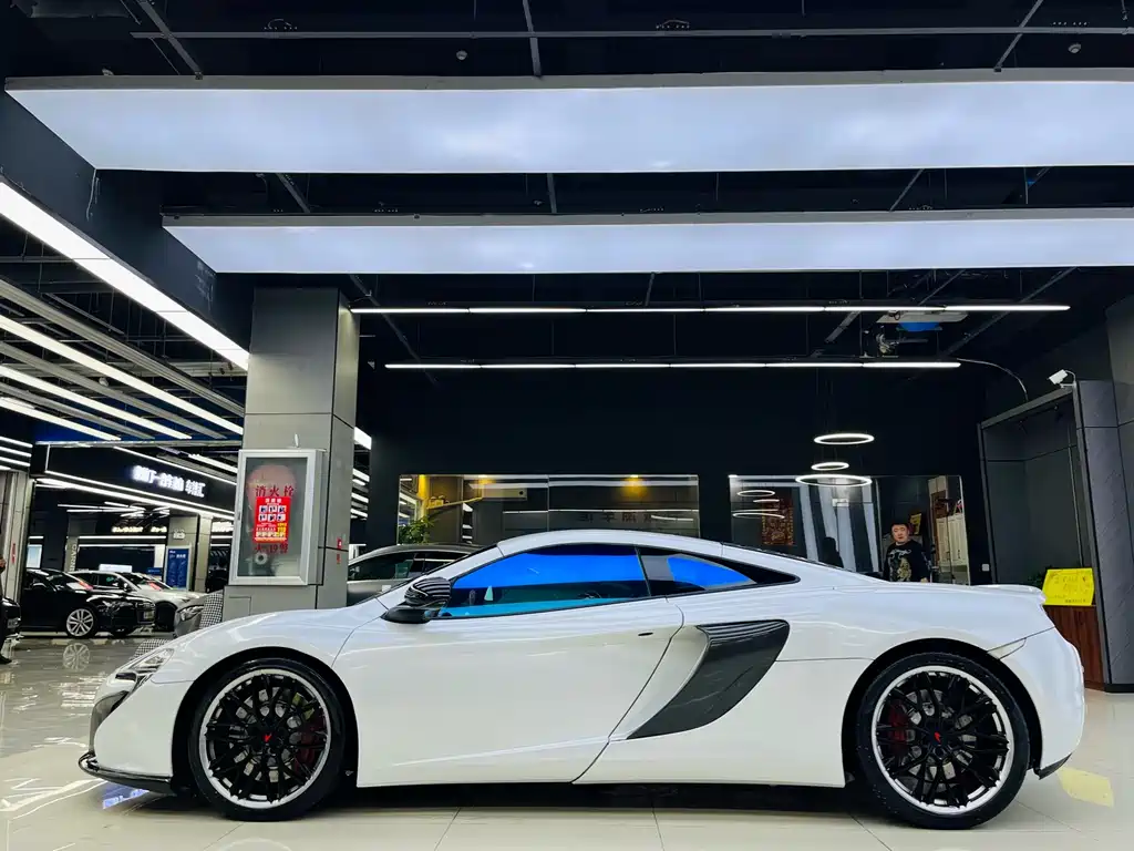 McLaren 12 C 3.8 T COUPE